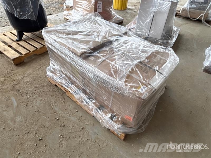 Quantity of (2) 15,000 BTU Whirlpool 10,000 Whirlp Kühl- und Heizsysteme