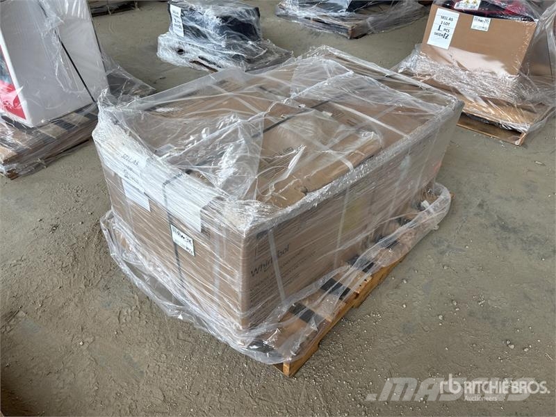 Quantity of (2) 15,000 BTU Whirlpool 10,000 Whirlp Kühl- und Heizsysteme