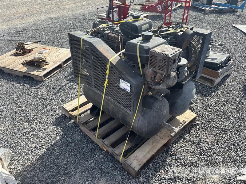  Quantity of (2) 30 gal Air Compressor Kompressoren