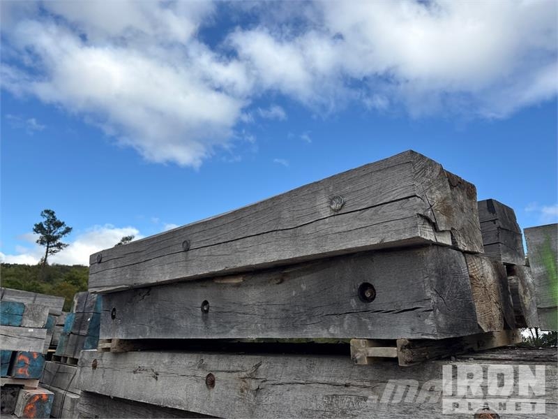 Quantity of (2) 4 ft x 8 ft x 12 In Crane Mats Запчасти для кранов