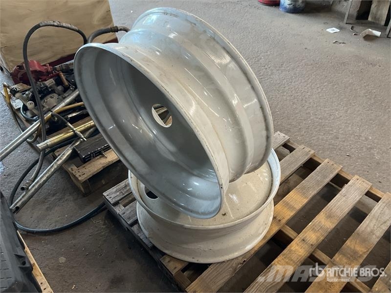 Quantity of (2) Accuride 24.5x8.25 Wheels Ruedas