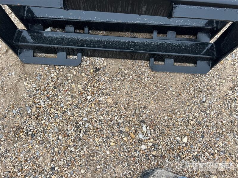 Quantity of (2) All Star Skid Steer Attachment Mou Drugi deli