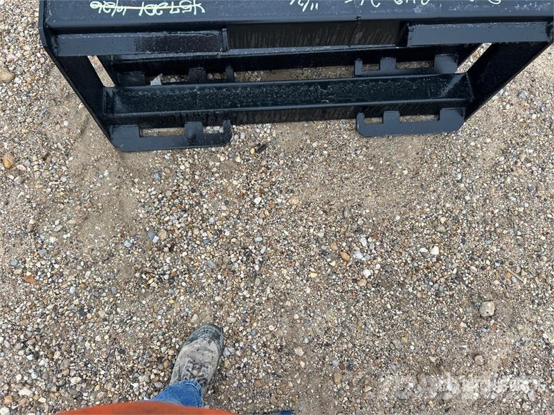 Quantity of (2) All Star Skid Steer Attachment Mou Drugi deli