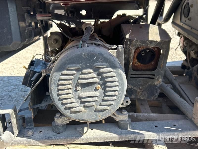 Quantity of (2) Blackmax Portable Generator Set Andere Generatoren