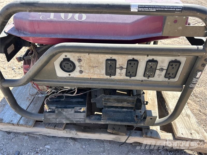 Quantity of (2) Blackmax Portable Generator Set Andere Generatoren