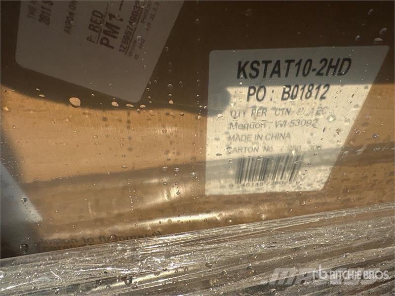 Quantity of (2) Boxes of 10,000 Btu and 24,000 Btu Fűtő és Hűtő felszerelések