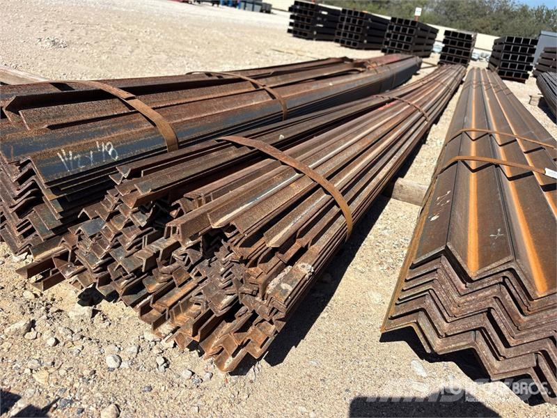 Quantity of (2) Bundles of Angle Iron (1) 3/4 in x Vintsid, telfrid ja materjaliliftid
