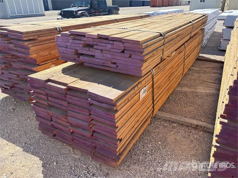 Quantity of (2) Bundles of Lumber 其他組件