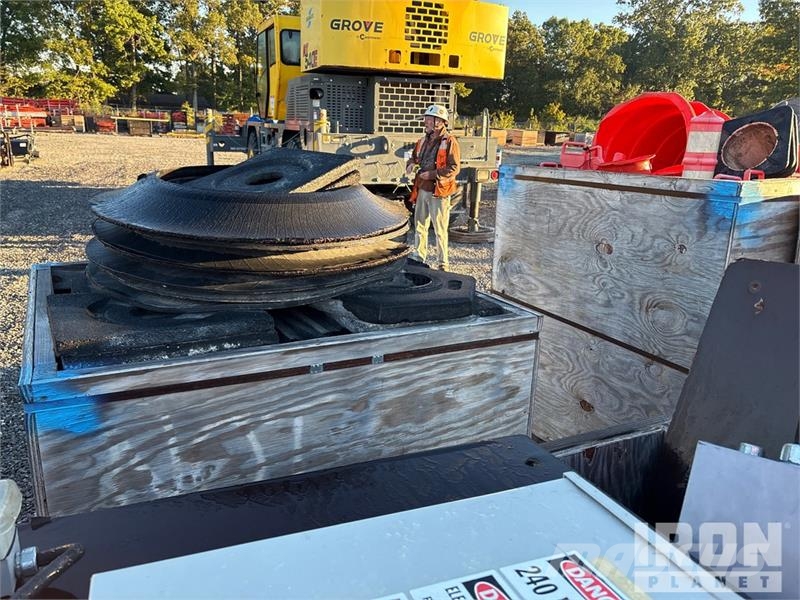Quantity of (2) Crates of Traffic Cones Pipelayer dozers
