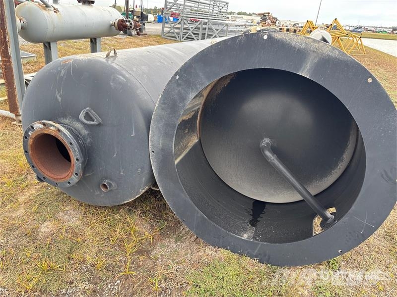  Quantity of (2) Flowserve/Valtek 48" x 30' 125 PSI Equipamiento para el procesado
