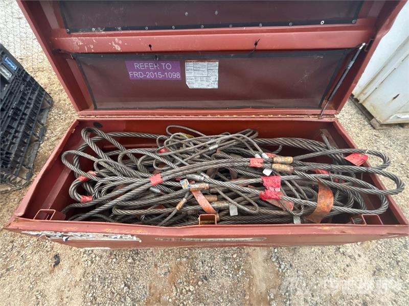  Quantity of (2) Gang Boxes of Wire Rope Slings أجزاء ومعدات رافعات