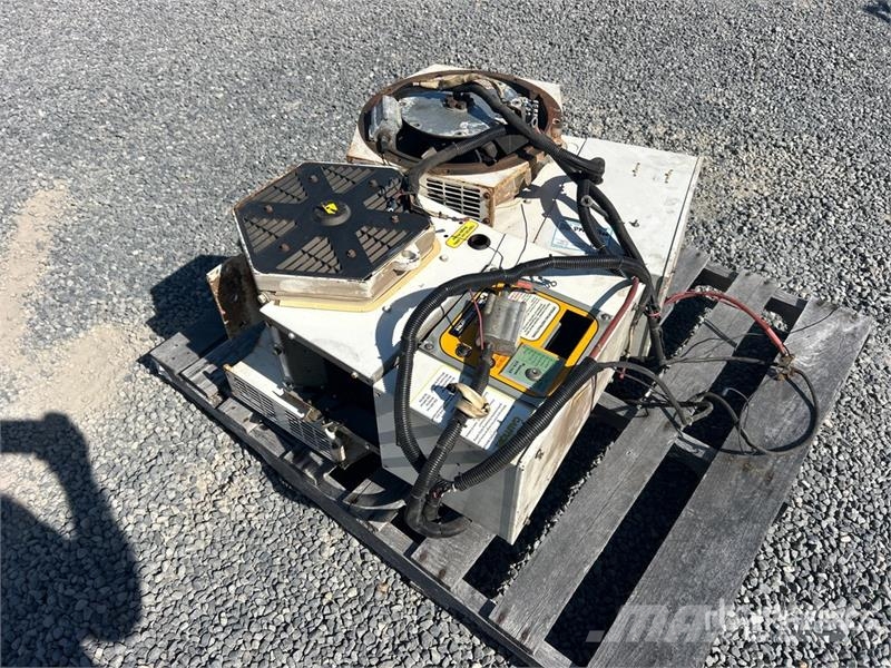 Quantity of (2) Generator Power Heads Outros componentes