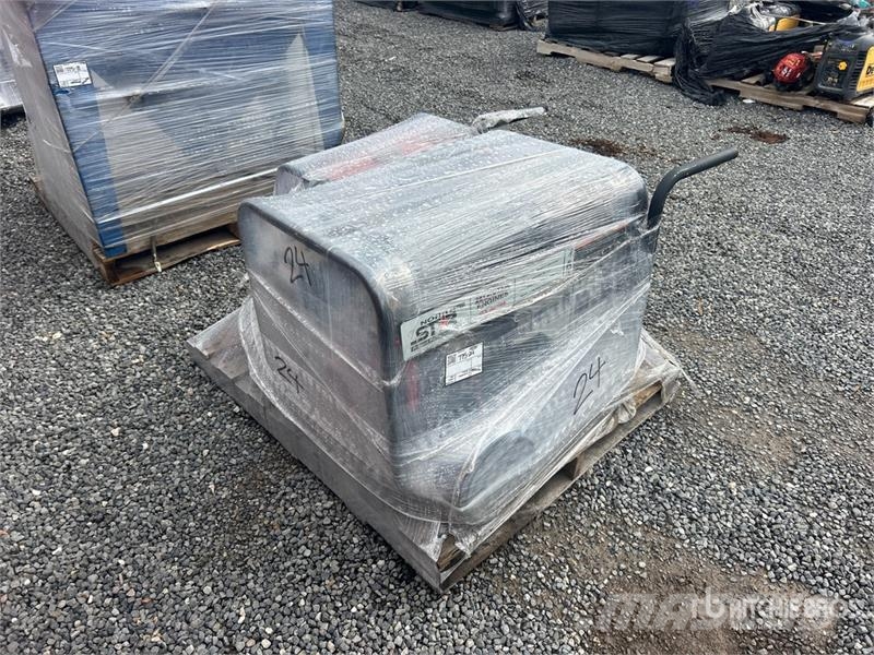 Quantity of (2) Generator Set Generadores diésel