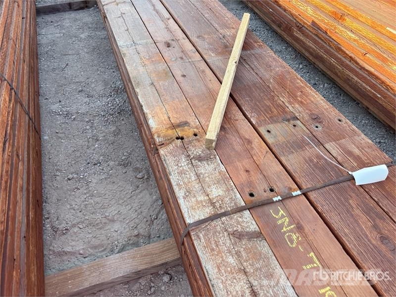  Quantity of 2 in x 7 in Lumber مكونات أخرى