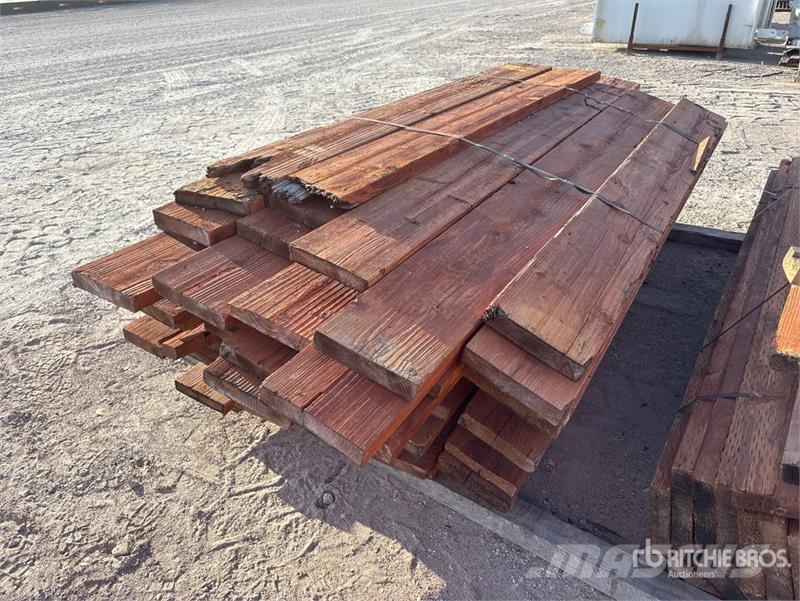  Quantity of 2 in x 7 in Lumber مكونات أخرى
