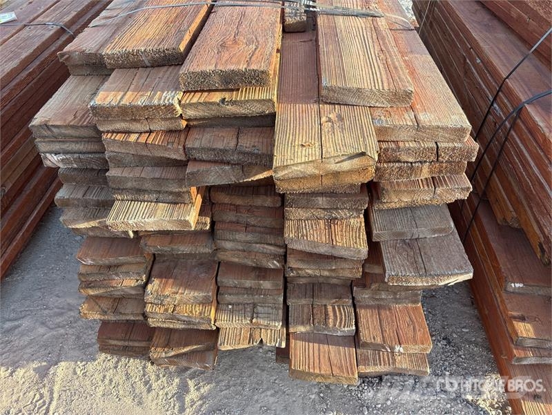  Quantity of 2 in x 7 in Lumber Drugi deli
