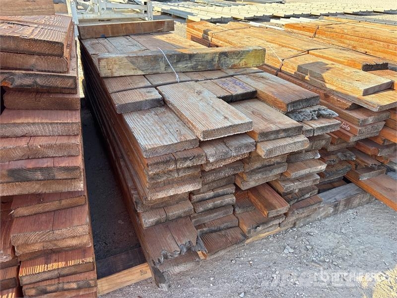 Quantity of 2 in x 7 in Lumber Egyéb alkatrészek