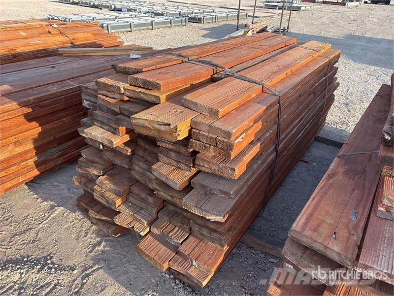  Quantity of 2 in x 7 in Lumber Drugi deli