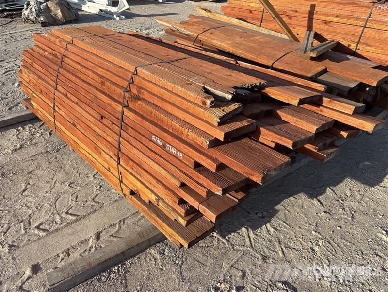  Quantity of 2 in x 7 in Lumber مكونات أخرى