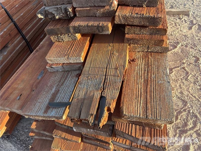  Quantity of 2 in x 7 in Lumber Drugi deli