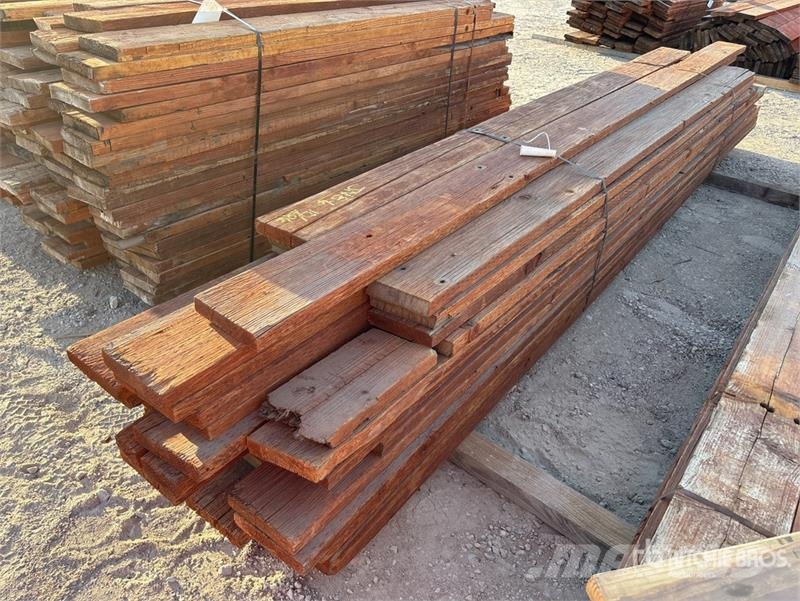  Quantity of 2 in x 7 in Lumber Drugi deli