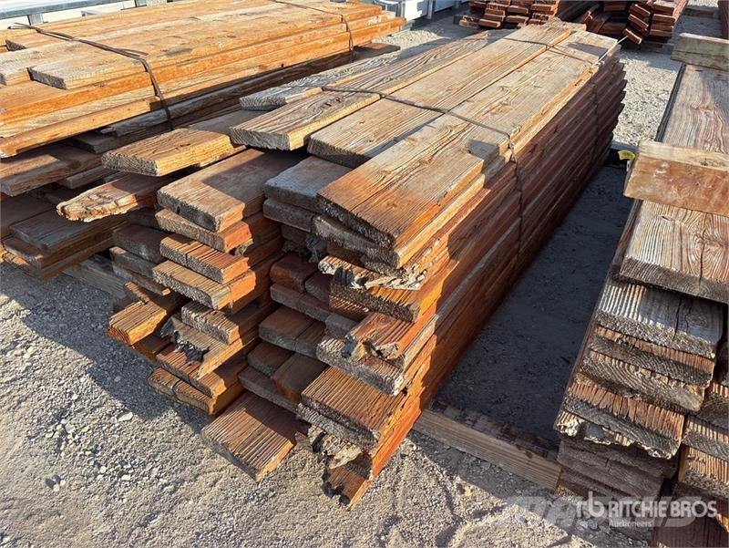 Quantity of 2 in x 7 in Lumber Egyéb alkatrészek