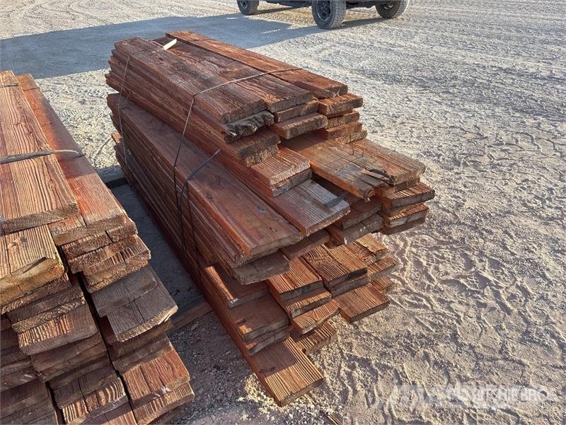  Quantity of 2 in x 7 in Lumber Drugi deli