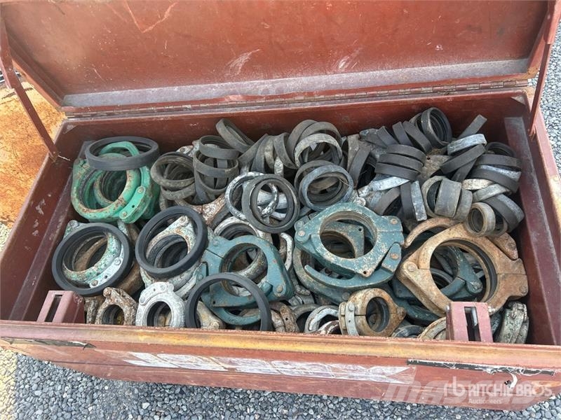  Quantity of (2) Job Site Box Drugi deli