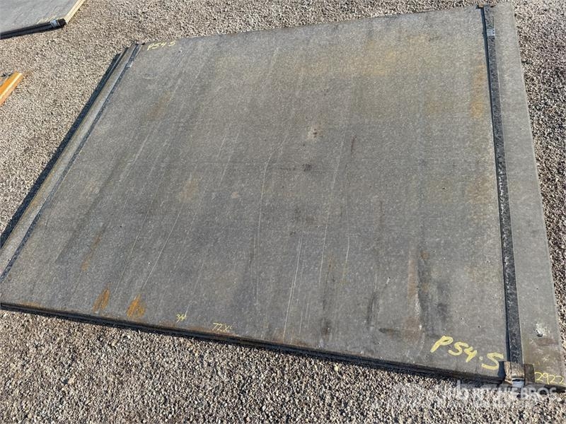 Quantity of (2) Kit Containers 6 ft x 9 ft Steel Andre komponenter