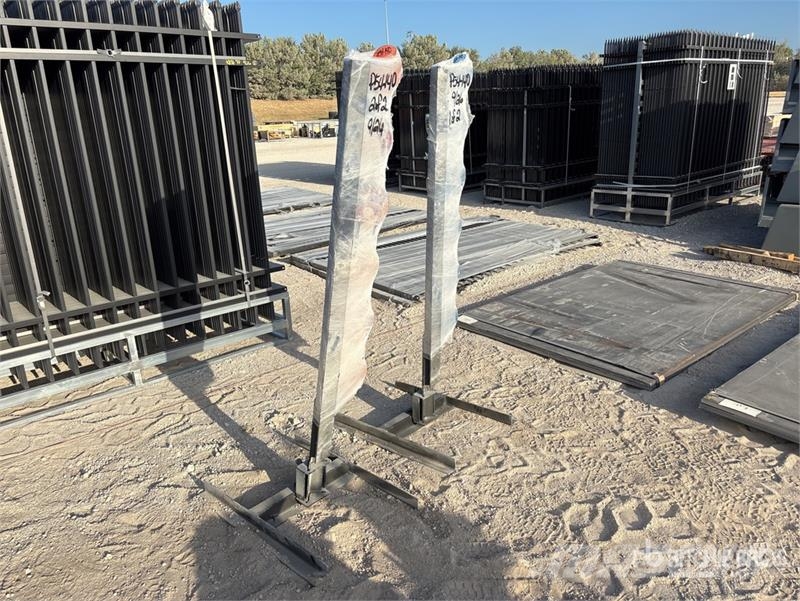 Quantity of (2) Kit Containers DT14 Targets (Unus Other components