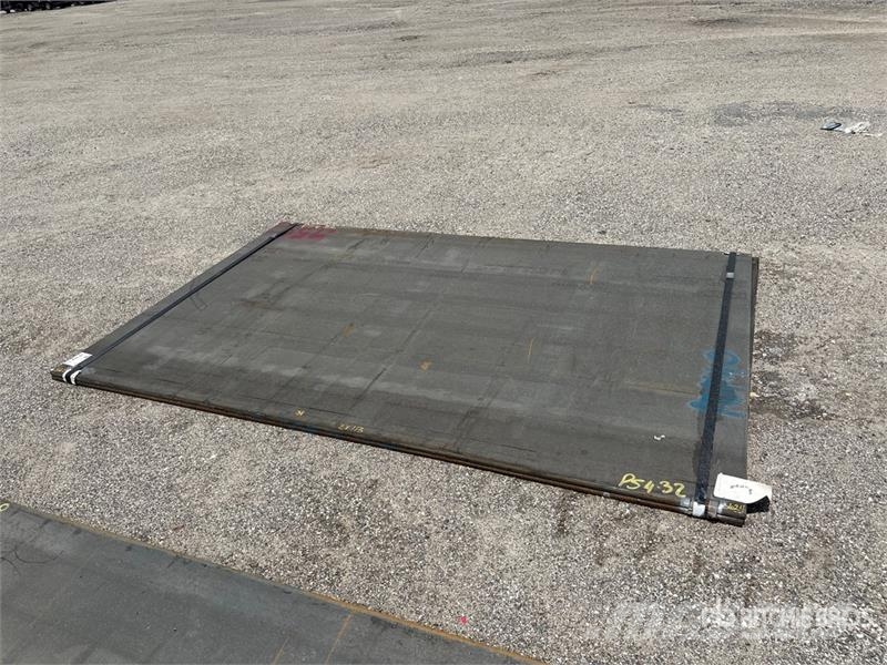 Quantity of (2) Kit Containers 6 ft x 9 ft 5 in S Andre komponenter