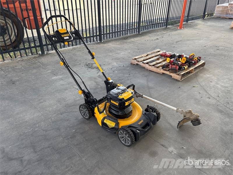  Quantity of (2) Landscaping Tools ماكينات زراعية - غير ذلك