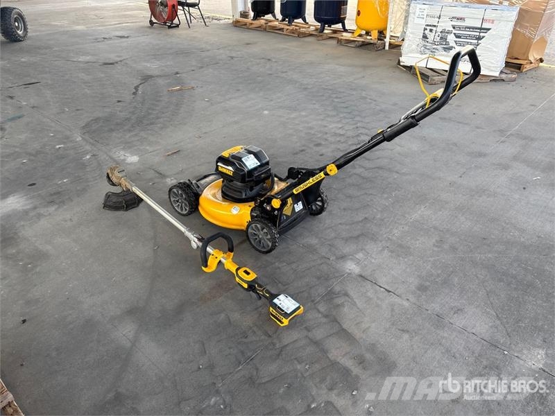  Quantity of (2) Landscaping Tools ماكينات زراعية - غير ذلك