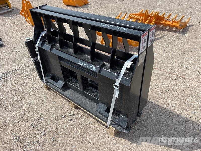 Quantity of (2) LYALS ALSF48 48 in Skid Steer For شوكات