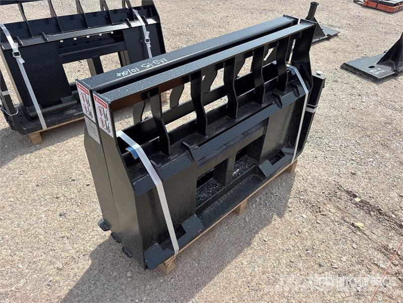 Quantity of (2) LYALS ALSF48 48 in Skid Steer For شوكات