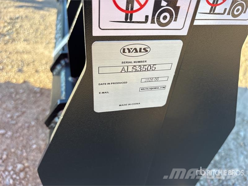 Quantity of (2) LYALS ALSF48 48 in Skid Steer For Паллетные вилы для фронтальных погрузчиков