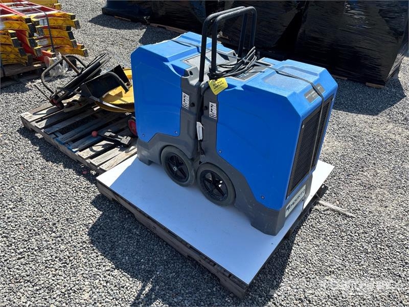 Quantity of (2) Mounto Dehumidifier Outros componentes