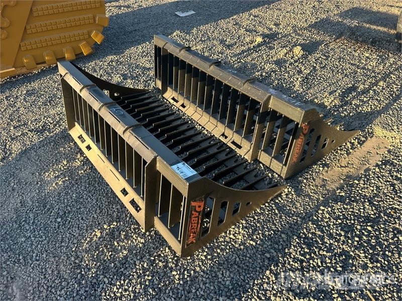 Quantity of (2)  PABREAK RB110 64 in Rock Skid Ste Kašike / Korpe