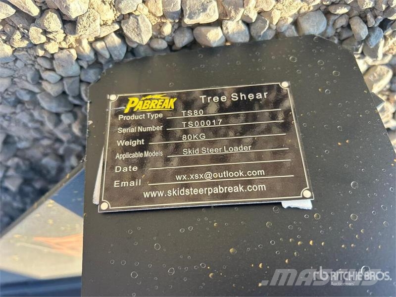 Quantity of (2) PABREAK TS80 Skid Steer Post Pull Andet tilbehør