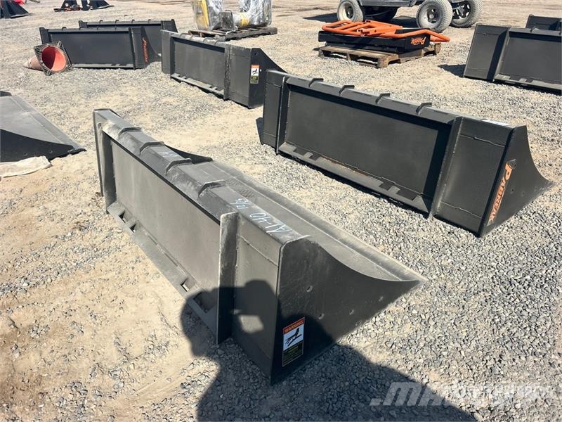 Quantity of (2) PABREAK GB130 64 in Skid Steer Bu Žlice