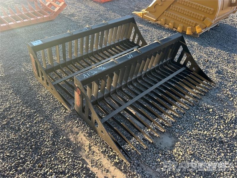  Quantity of (2)  PABREAK RB110 64 in Rock Skid Ste Kašike / Korpe