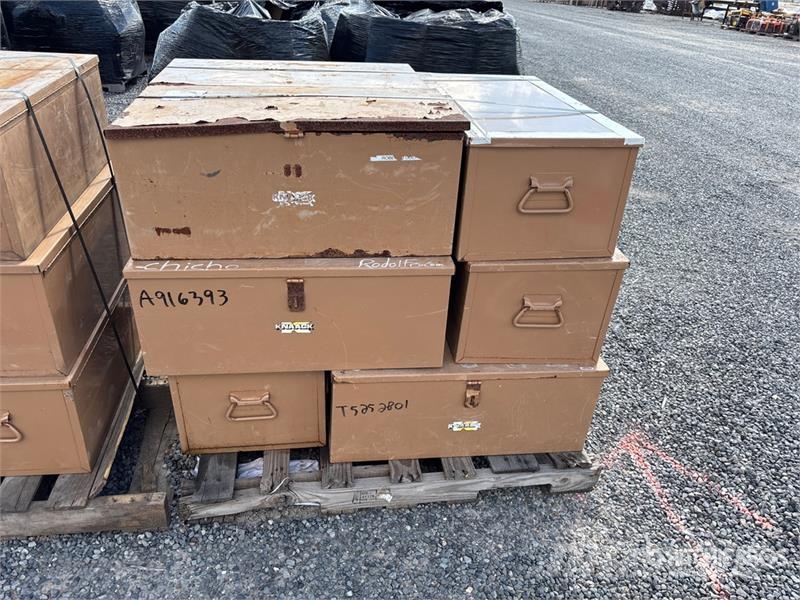 Quantity of (2) Pallets of Knaack Tool Box Építőipar - Egyebek