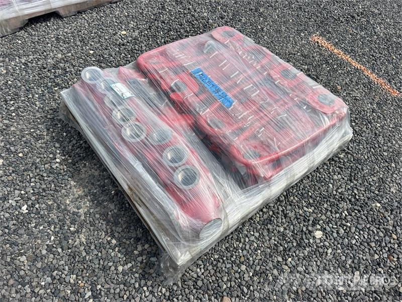 Quantity of (2) Pallets of Pipeline Equipment (Unu Torujuhtmete tehnika
