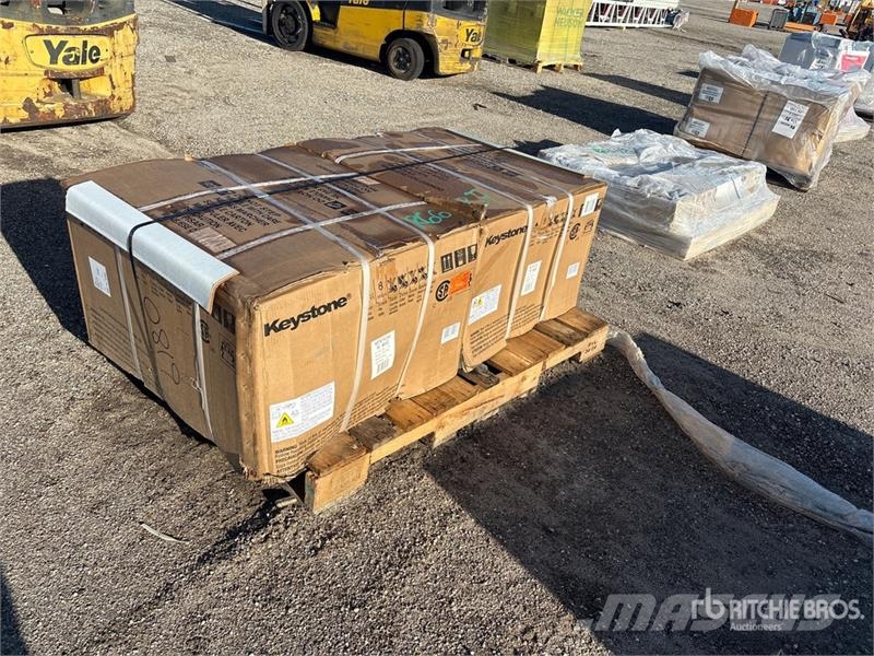 Quantity of (2) Pallets of Keystone 10,000 BTU Air Fűtő és Hűtő felszerelések