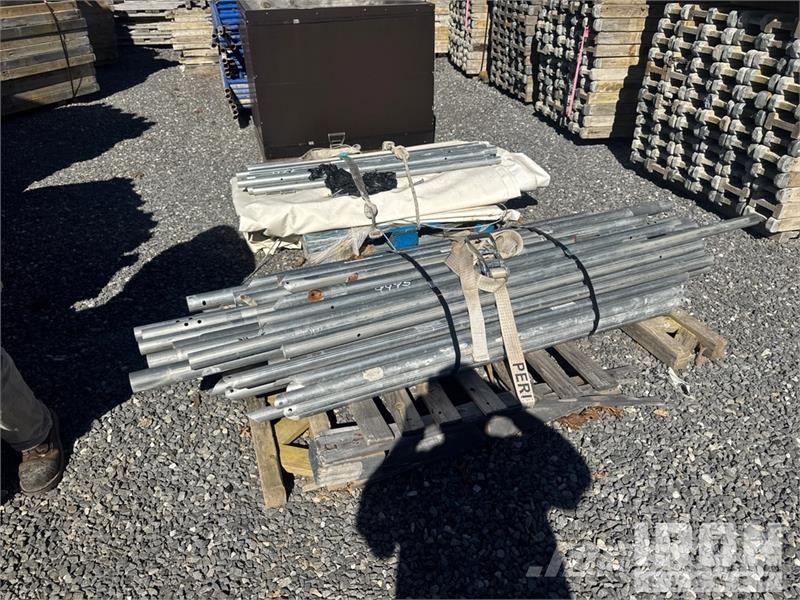 Quantity of (2) Pallets of Canopy Andre komponenter