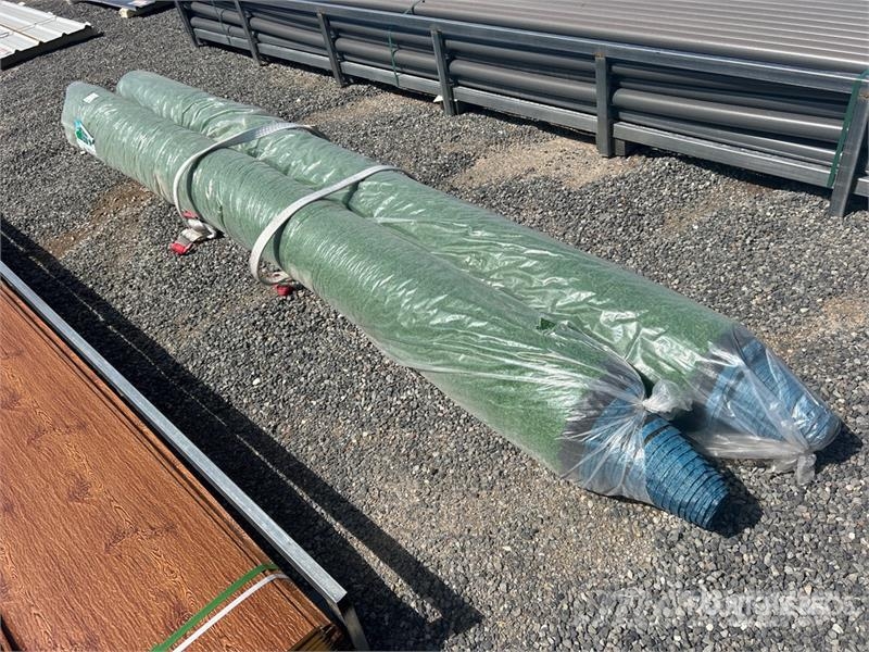 Quantity of (2) Rolls of 3.2 ft x 49.2 ft Artifici Pacēlāji, vinčas un materiālu lifti