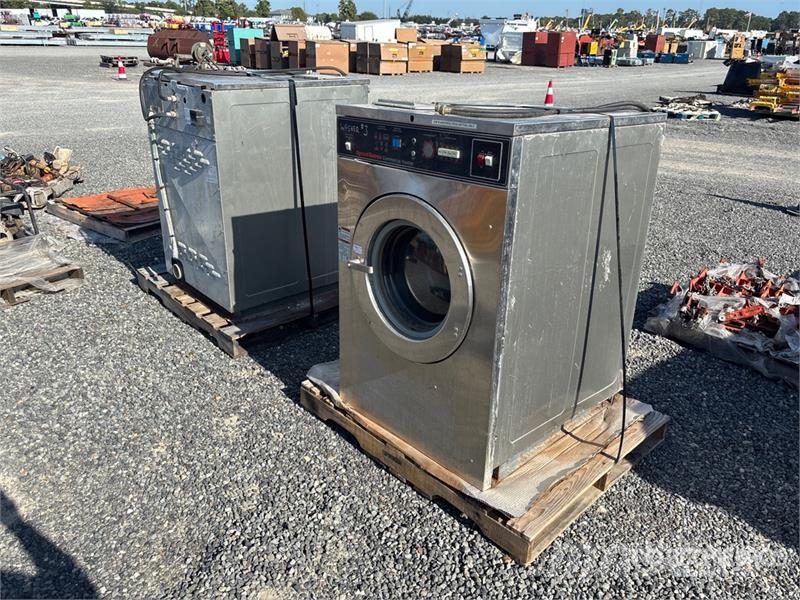 Quantity of (2) Speed Queen Clothes Washers (1) Dr Építőipar - Egyebek
