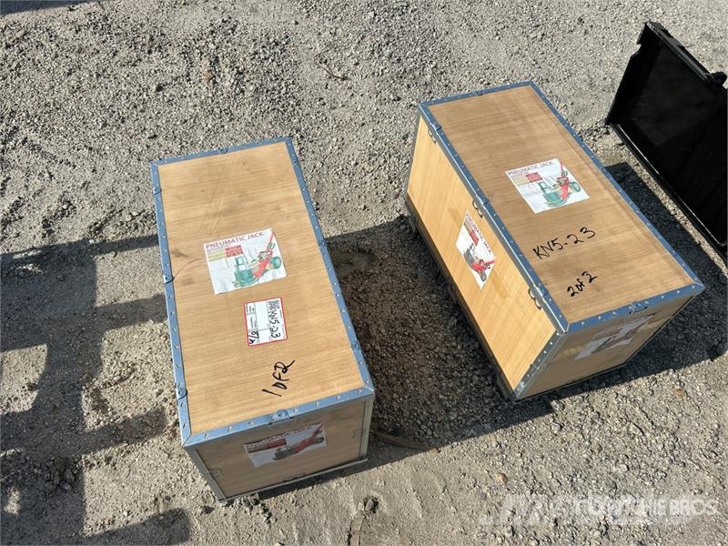 Quantity of (2) STARVOX JB80T 80 ton Pneumatic/Hy Sonstige Baumaschinen