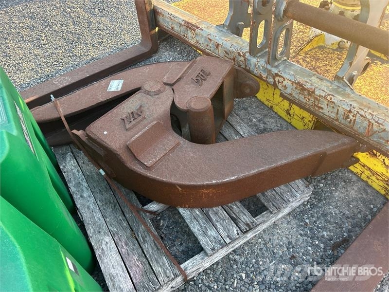 Quantity of (2) Tag 8 in Q/C Excavator Bucket Kašike / Korpe
