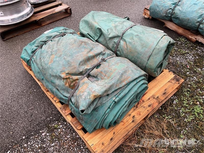 Quantity of (2) Trailer Tarps Andet tilbehør